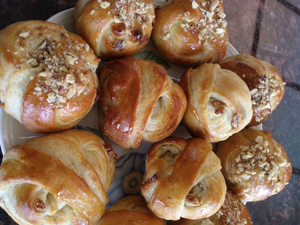 Lavender buns with cream cheese and fig filling