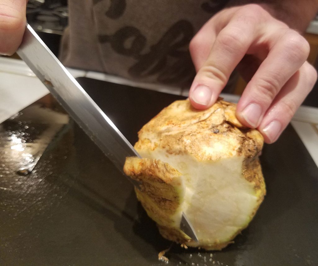 Peeling and cutting celeriac