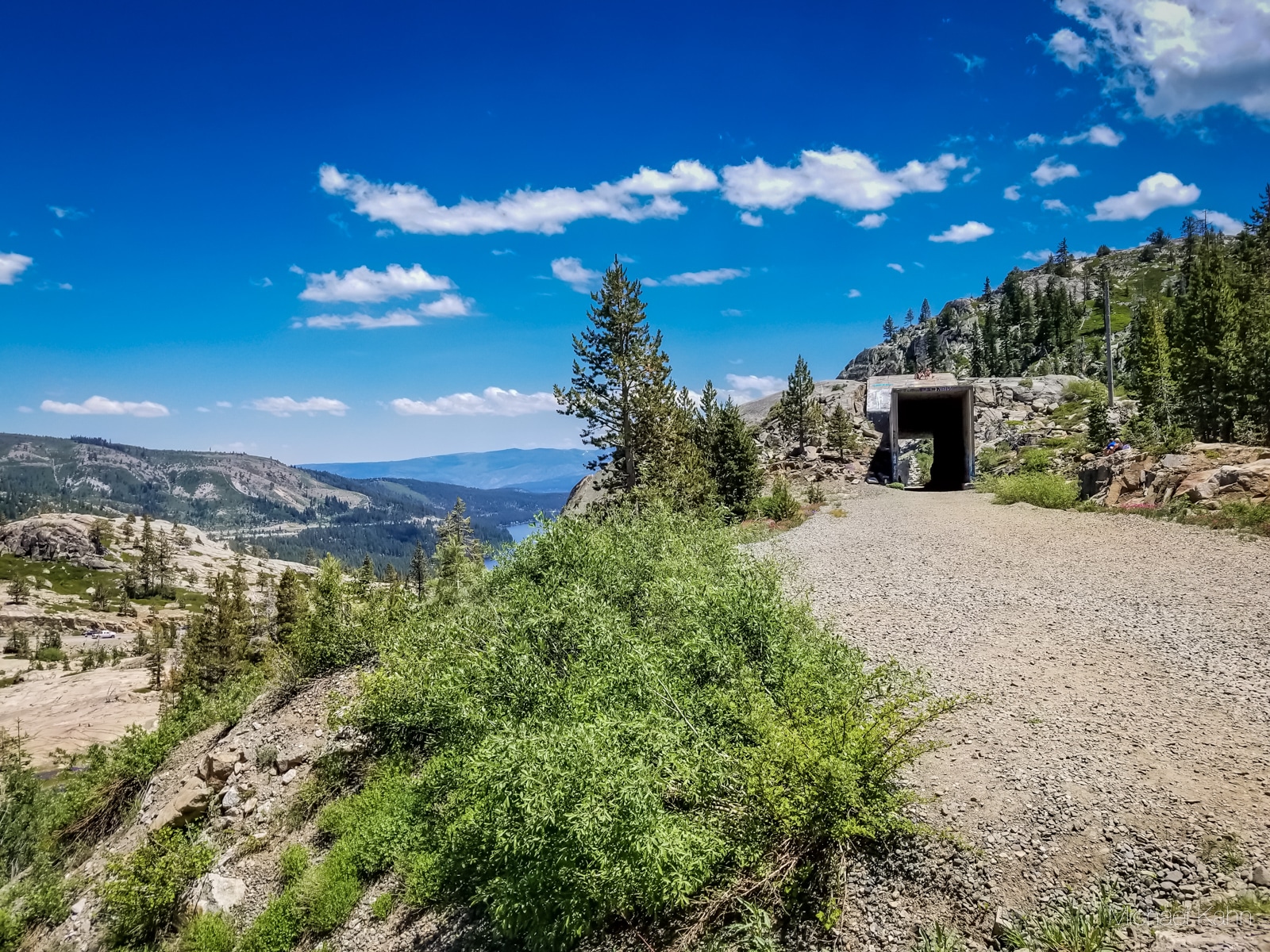 Donner pass summit tunnel hike, view of lake