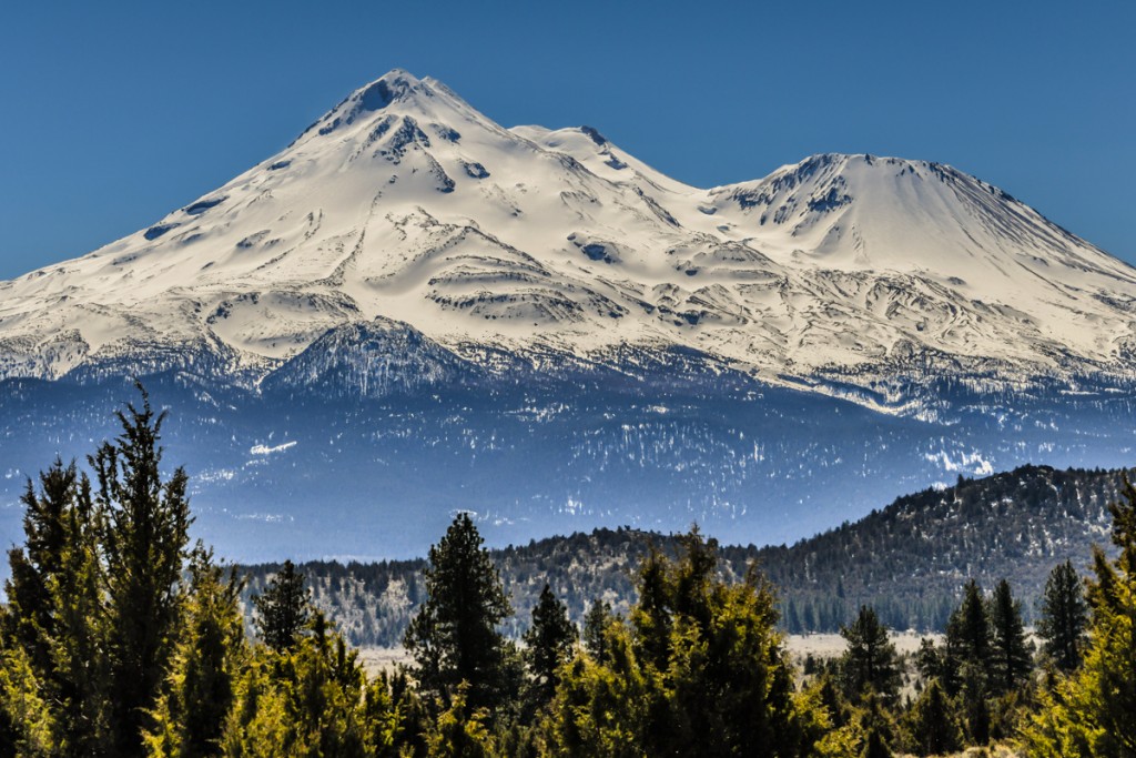 Mount shasta crater lake road trip