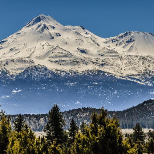 Mount shasta crater lake road trip
