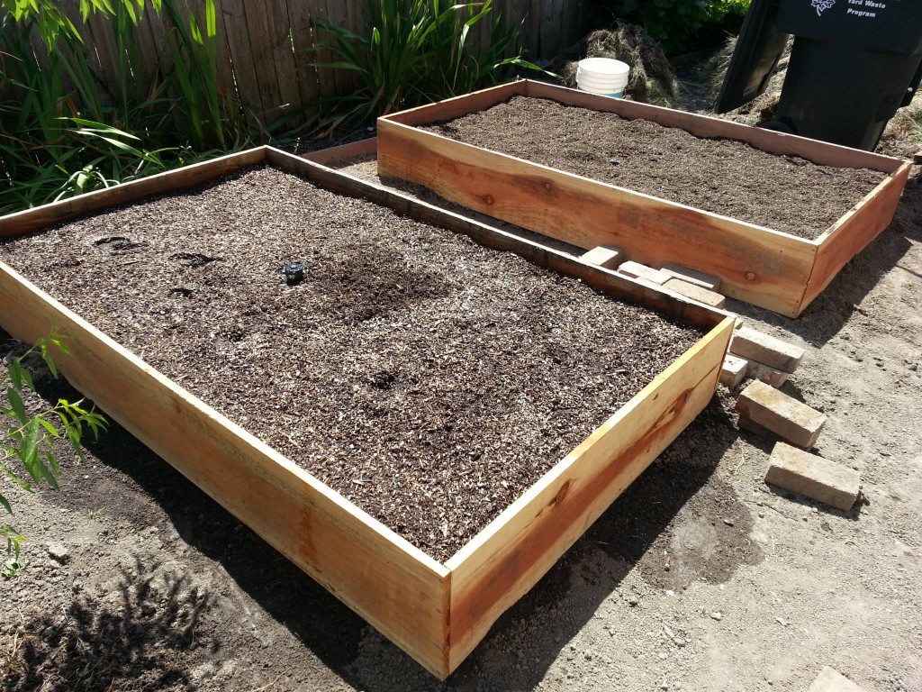 Raised bed ideas: 4x8 redwood