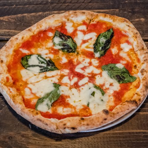 Neapolitan style margherita pizza featured