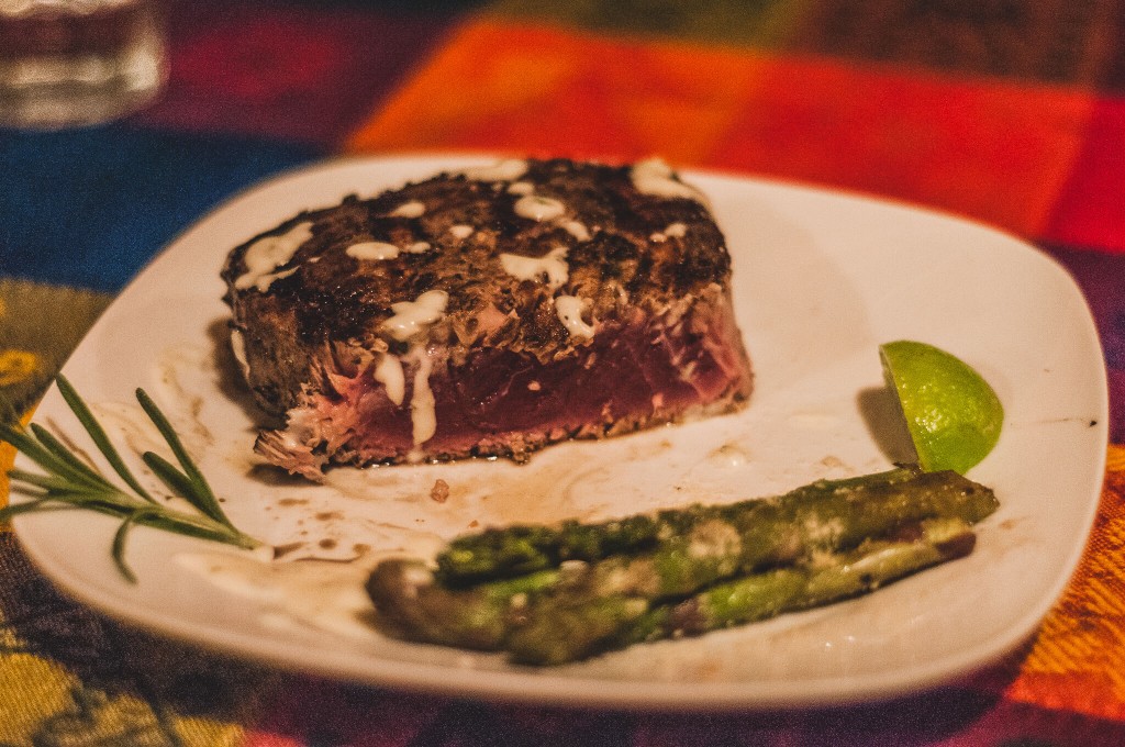 Evas kitchen seared ahi asparagus