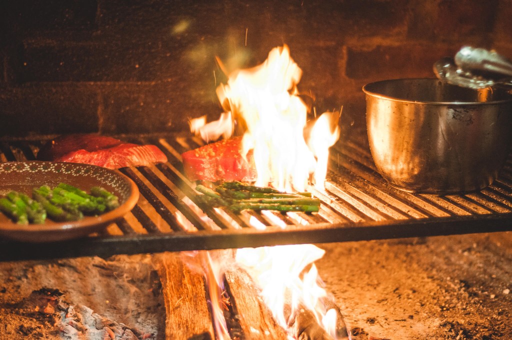 Evas kitchen searing ahi