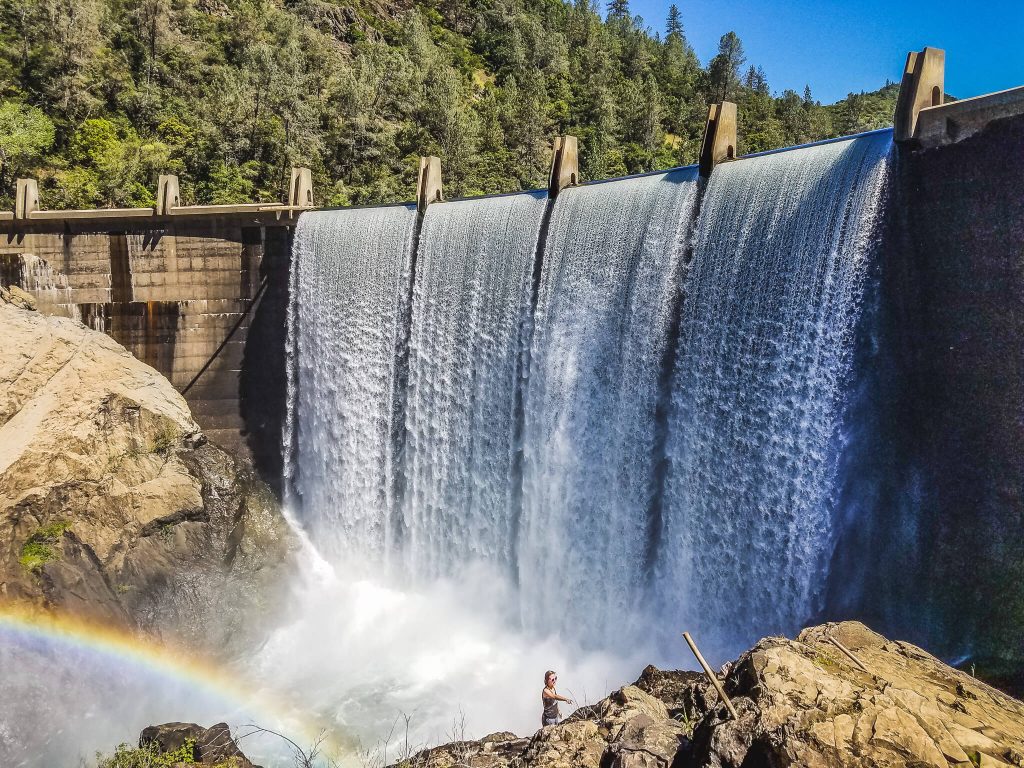 Lake clementine hike dam