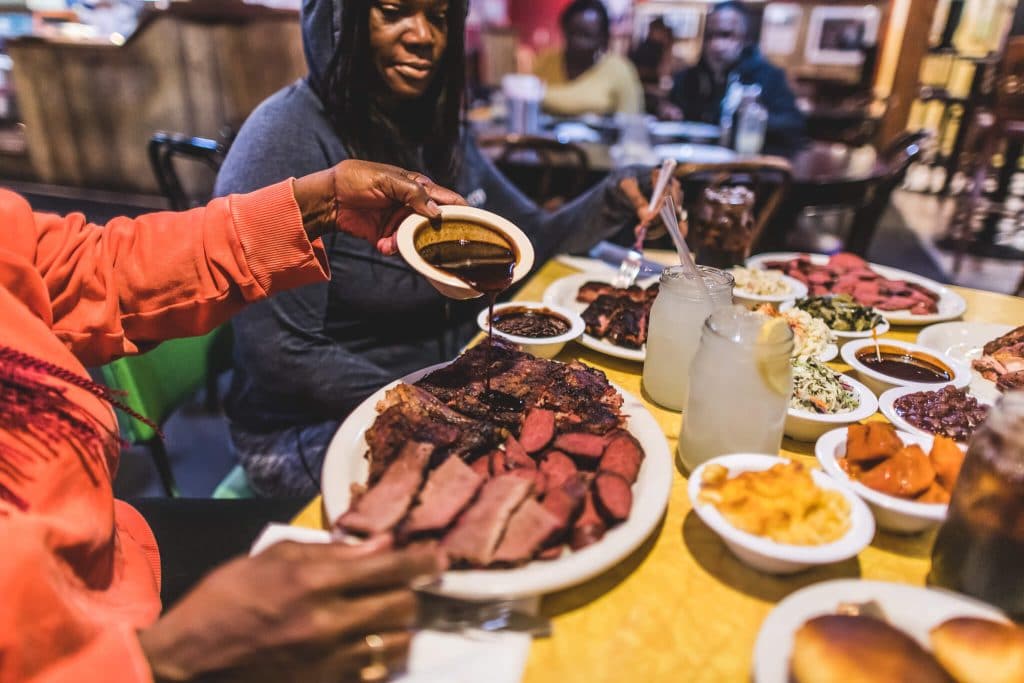 Oakland food scene everett and jones barbeque making friends