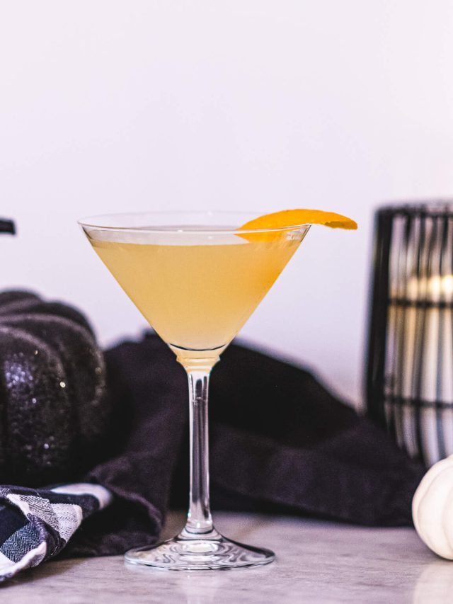 Corpse Reviver No. 2 cocktail