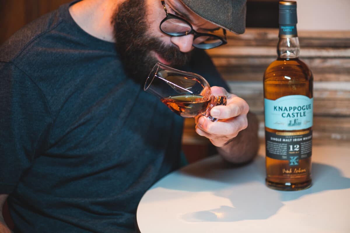 Knappogue castle irish whiskey color evaluation