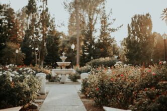 Botanical and rose gardens of sacramento