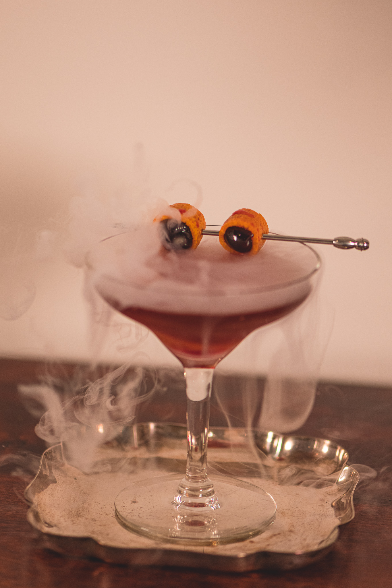 Beyond the shaker: why visual presentation is the secret to memorable cocktails 2 before you even taste a cocktail, you are already having a sensory experience of it. Your brain will have judged the color, clarity, and overall presentation of a drink long before a drop of the alcohol has hit your tongue. This will have caused a release of dopamine in the brain to adjust your expectations of how the cocktail will taste. What your eyes perceive can actually influence how your sense of taste perceives the cocktail. This phenomenon, generally called crossmodal perception, is the science behind why presentation matters in mixology - and it's a lot less metaphorical than it sounds.