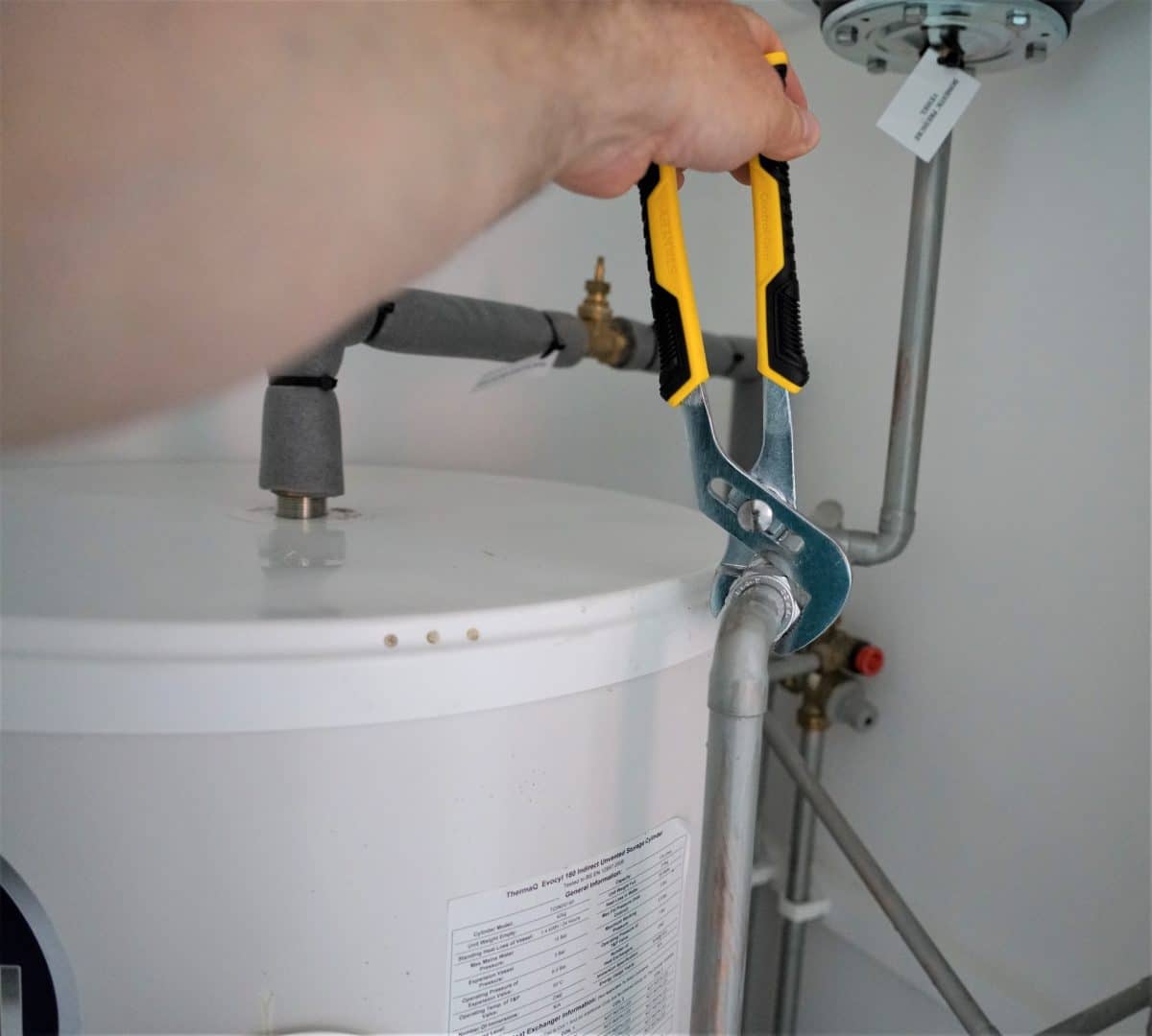 5 common plumbing problems and how to avoid them 5 common plumbing problems and how to avoid them