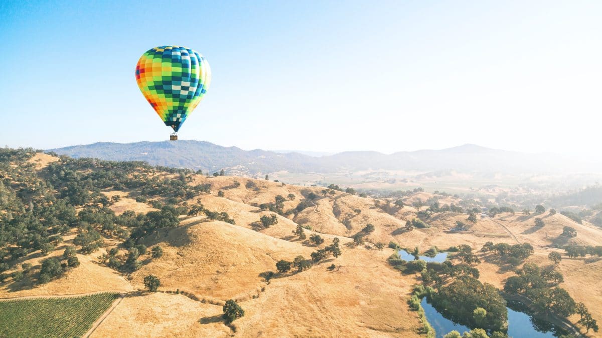 Best time to visit napa valley hot air balloon