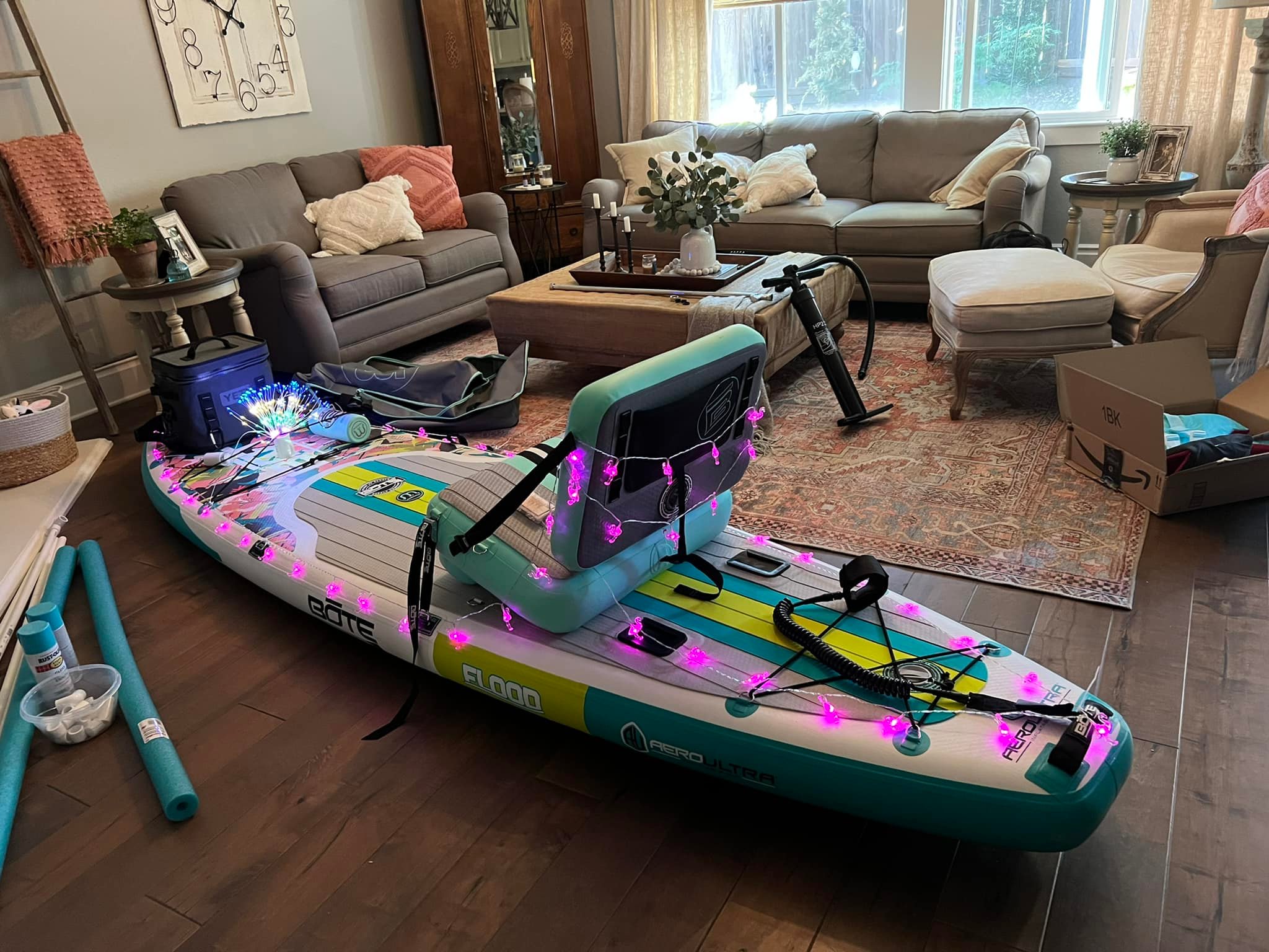 Paddle board accessories: required gear and worth-it upgrades 22 paddle board accessories worth buying, starting with the pfd, whistle, and light the law requires, then pumps, patch kits, dry bags, and night lights. Paddleboard decorated with lights and tropical accessories