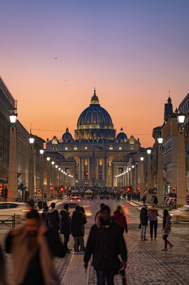 What are some excellent reasons for you to visit the vatican