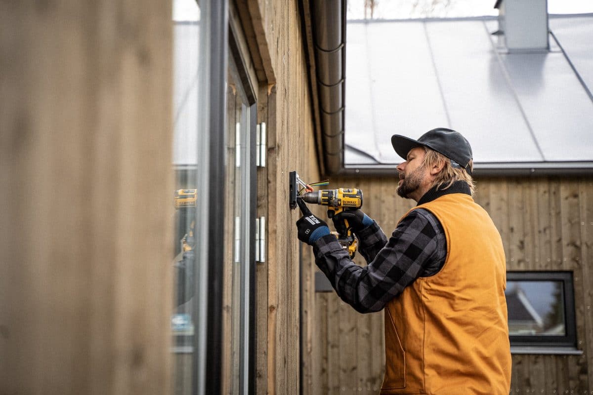 Manual labor jobs can be dangerous - here's what to look out for