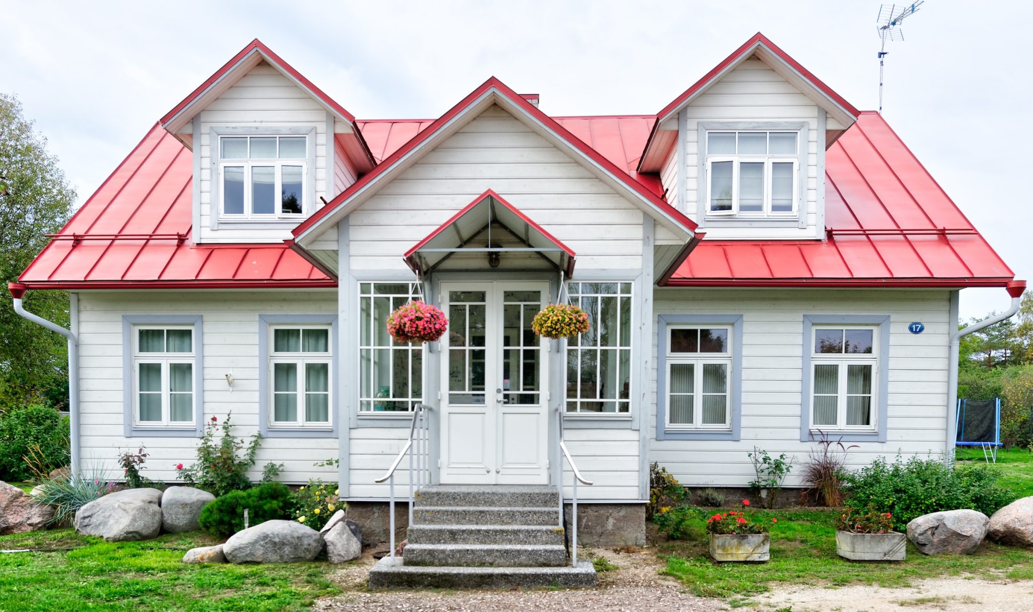 Improving your home's exterior: when should you call the experts?