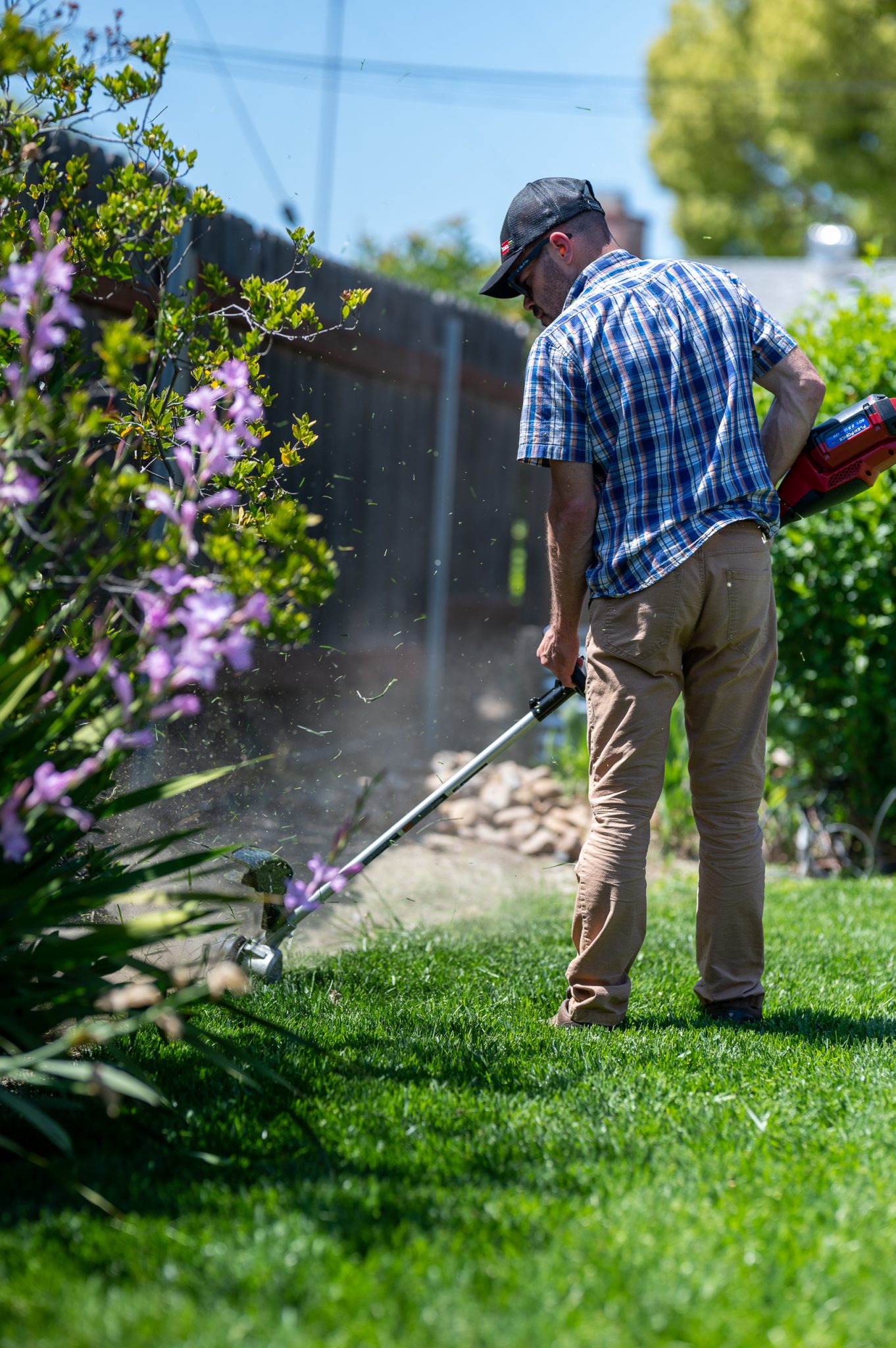 Toro summer of stripes, trimming edge of lawn