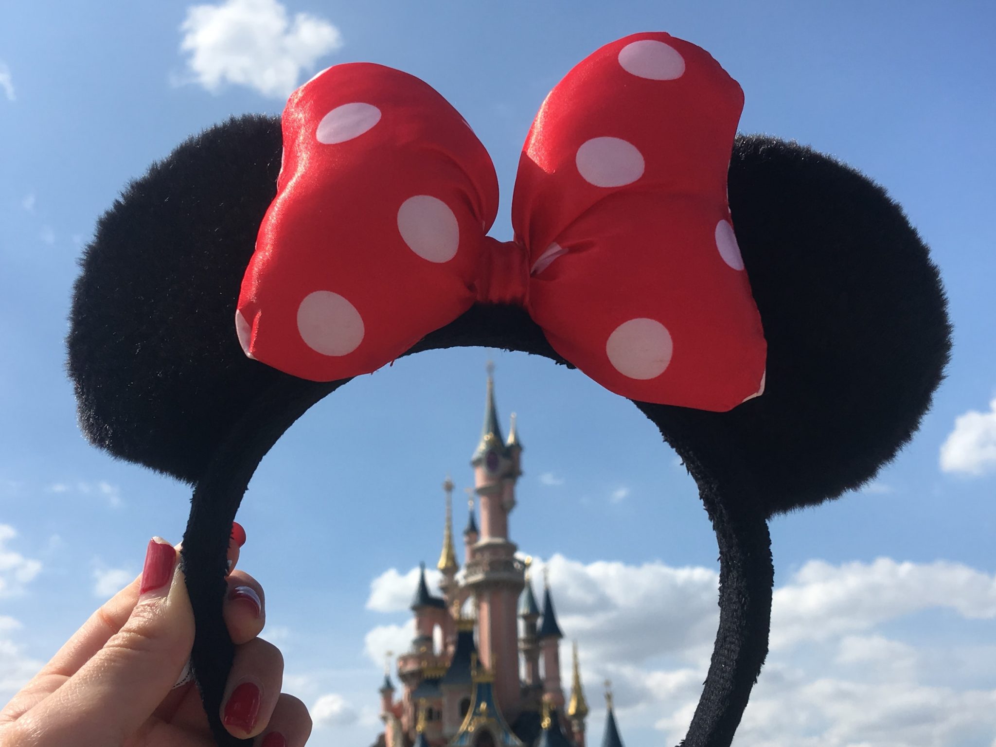 5 tips for taking your kids to disneyland for the first time - and enjoying every minute