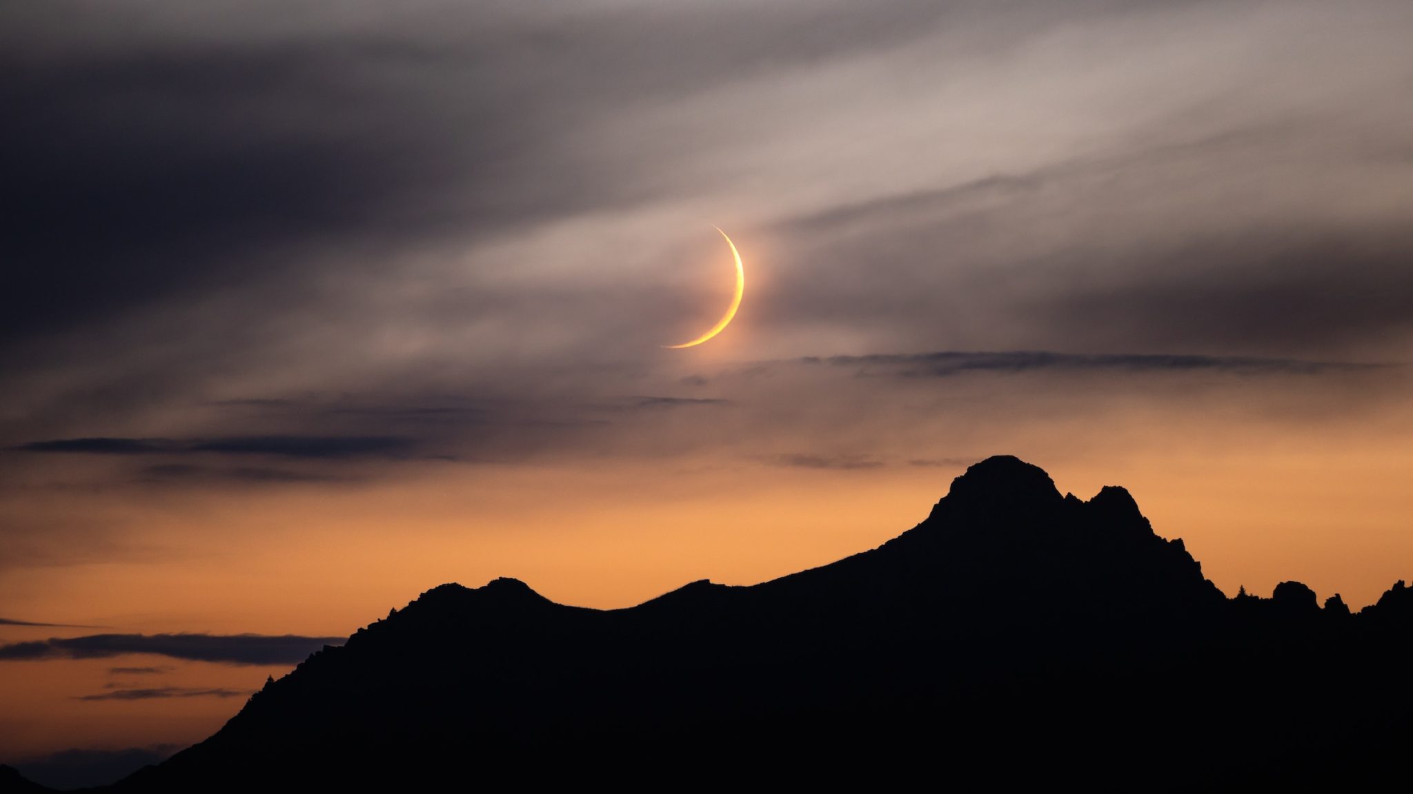 Solar eclipse col de la madeleine la léchère france