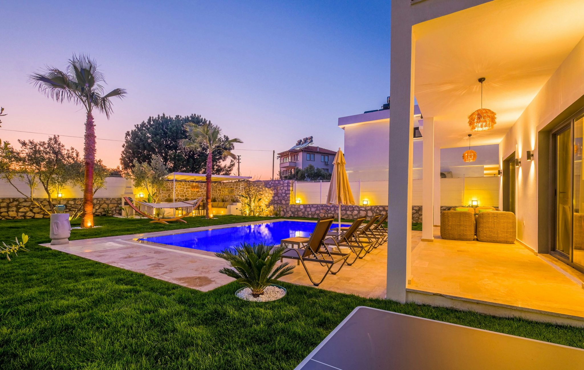 Find your dream house: top steps