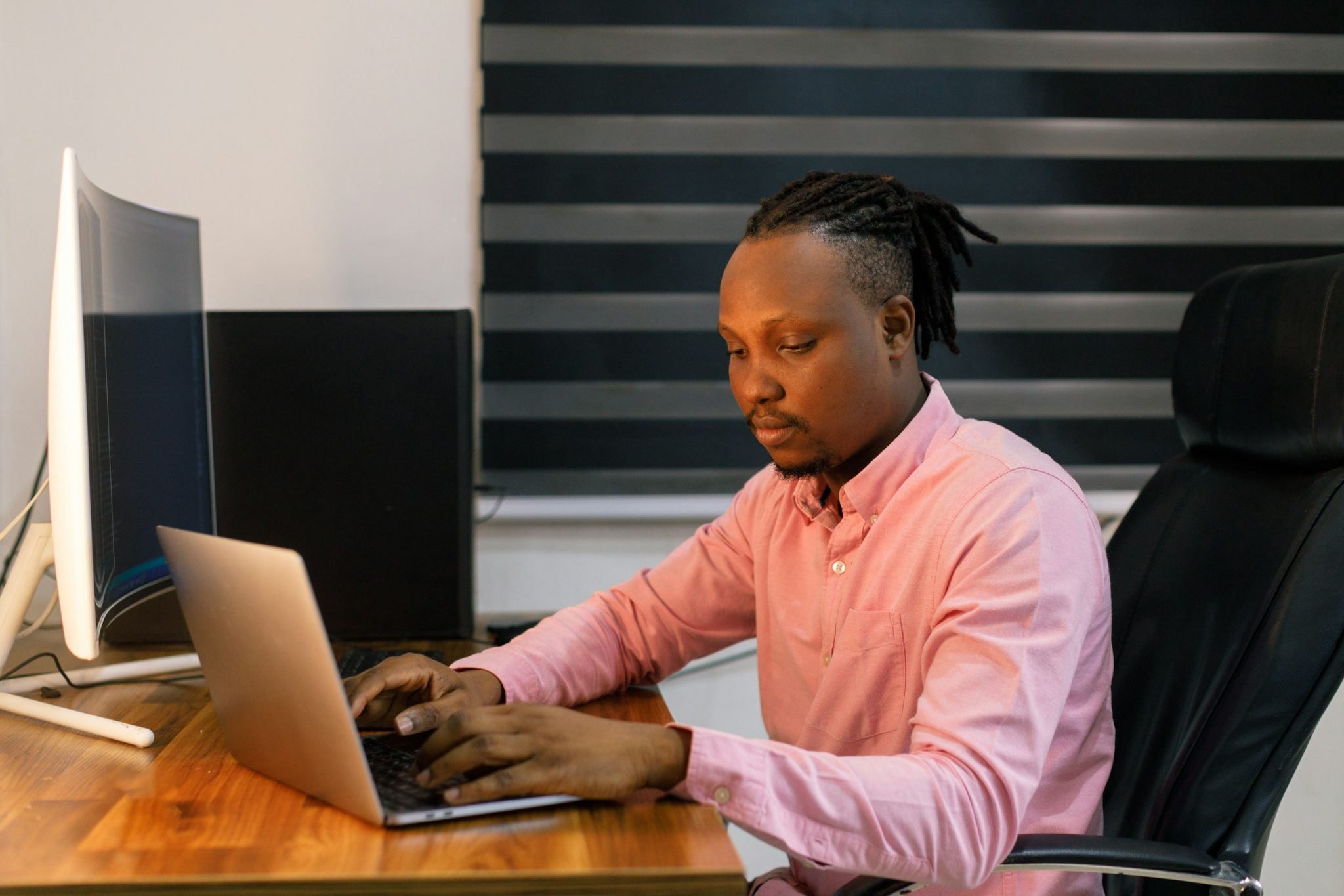 Develop software to further your business with these 6 tech tips