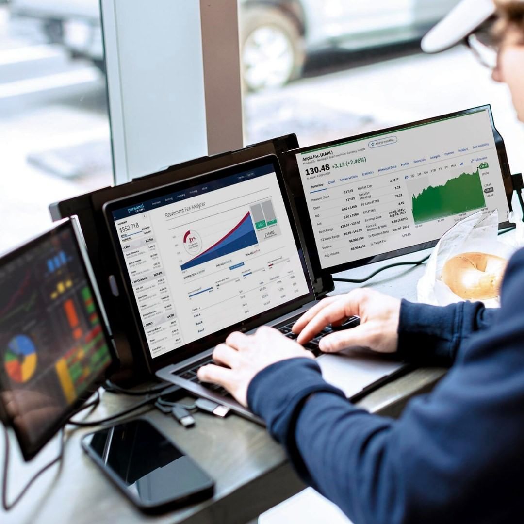 Work and play: the best destinations for digital nomads with portable monitors