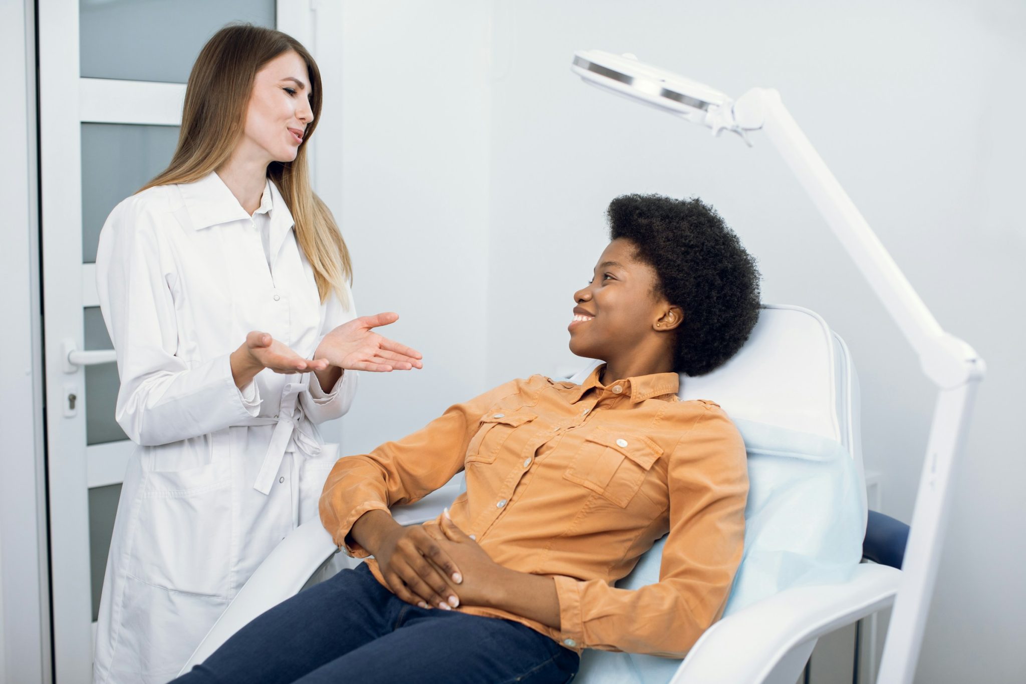 What to expect during your first plastic surgery consultation