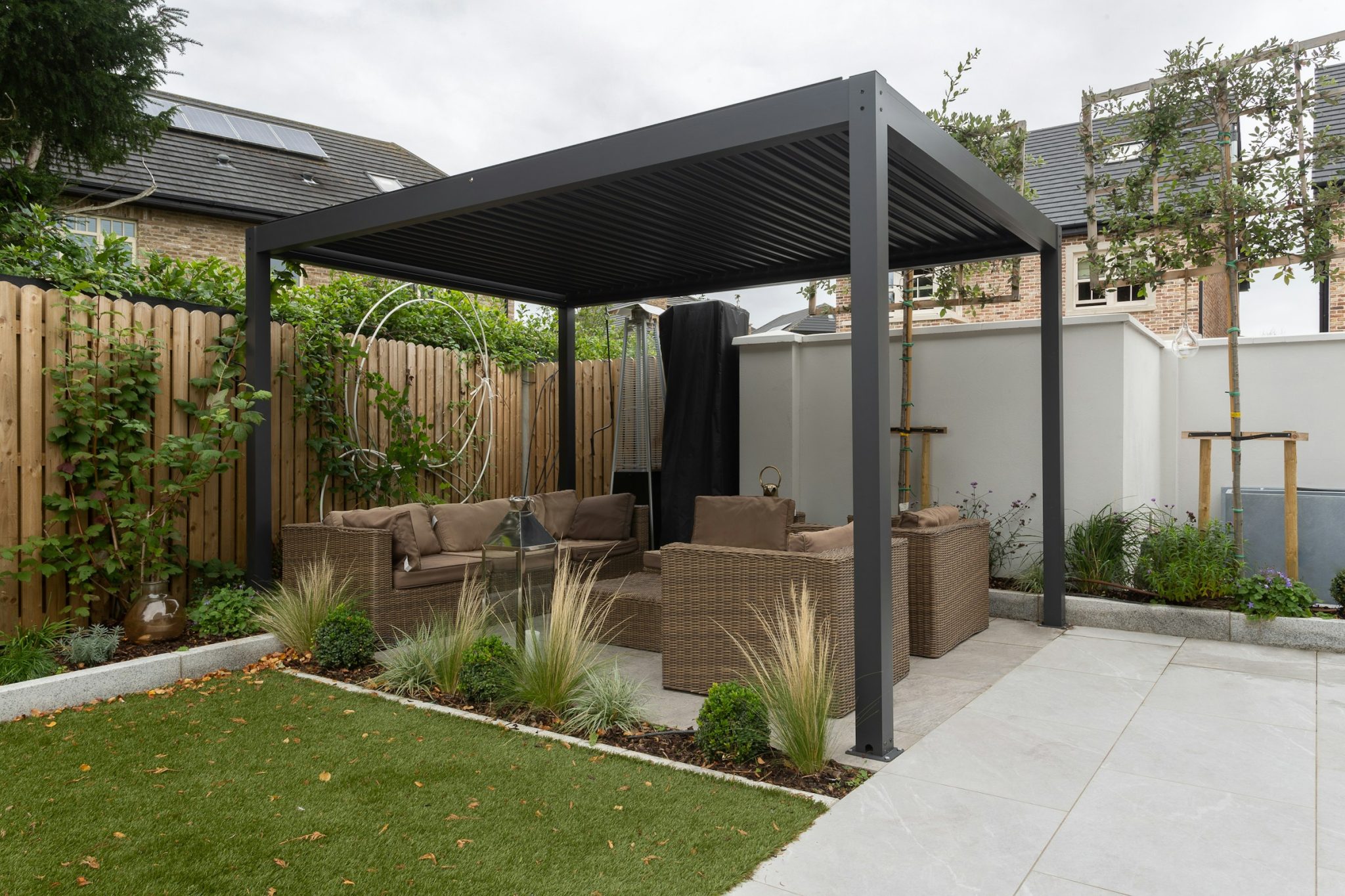 7 practical tips to create a low-maintenance garden you'll love