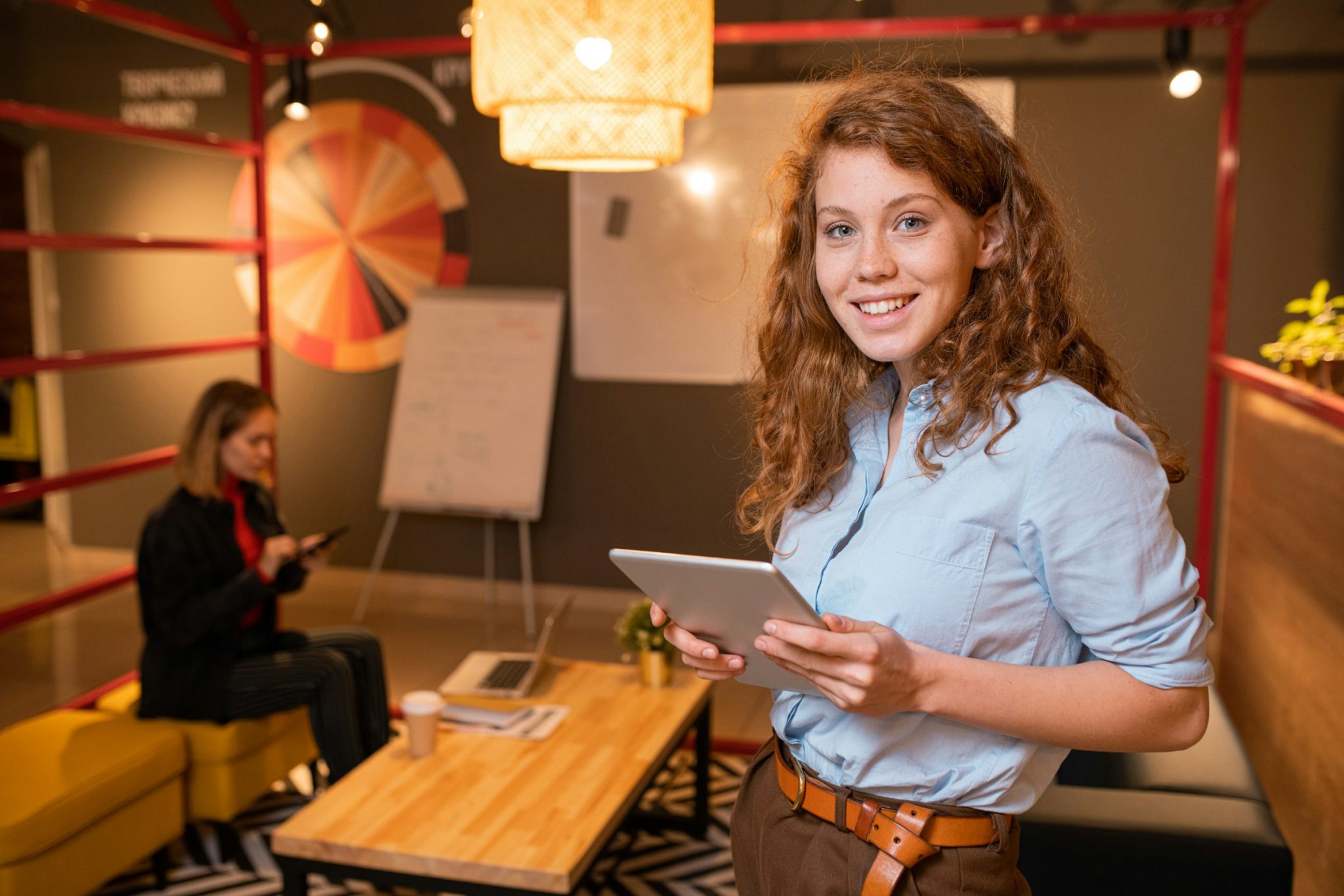 How do social media marketing agencies help online stores grow? 1 in the world of the internet and technological advancements, today, online retailers encounter rivalry that cannot be overcome solely by offering excellent products or services. Social media marketing firms provide insights and strategies to excel on these platforms, enabling companies to prosper. &nbsp;