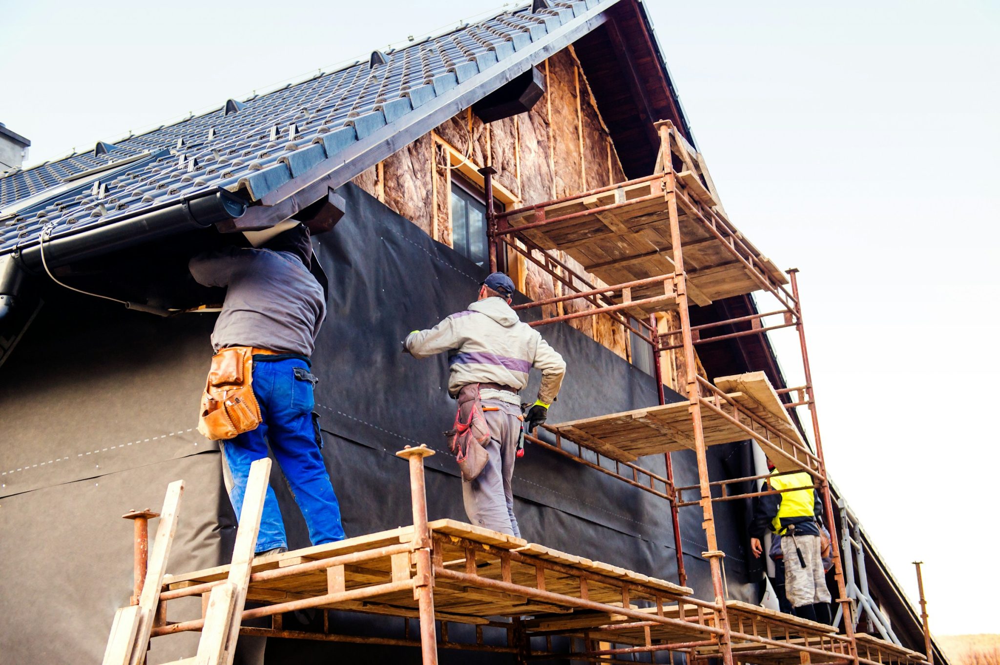 Different ways to reduce home repair and maintenance costs