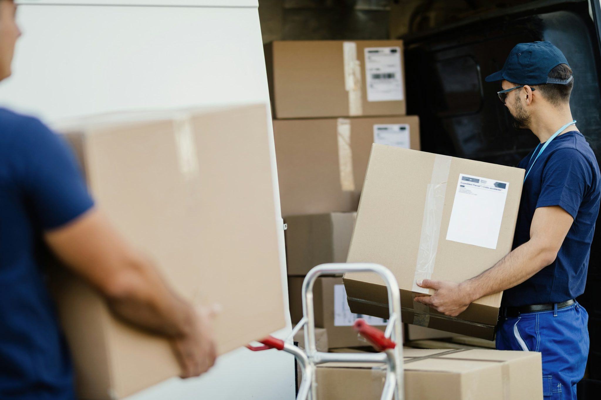 Advantages of hiring labor-only moving companies in dallas for your next move