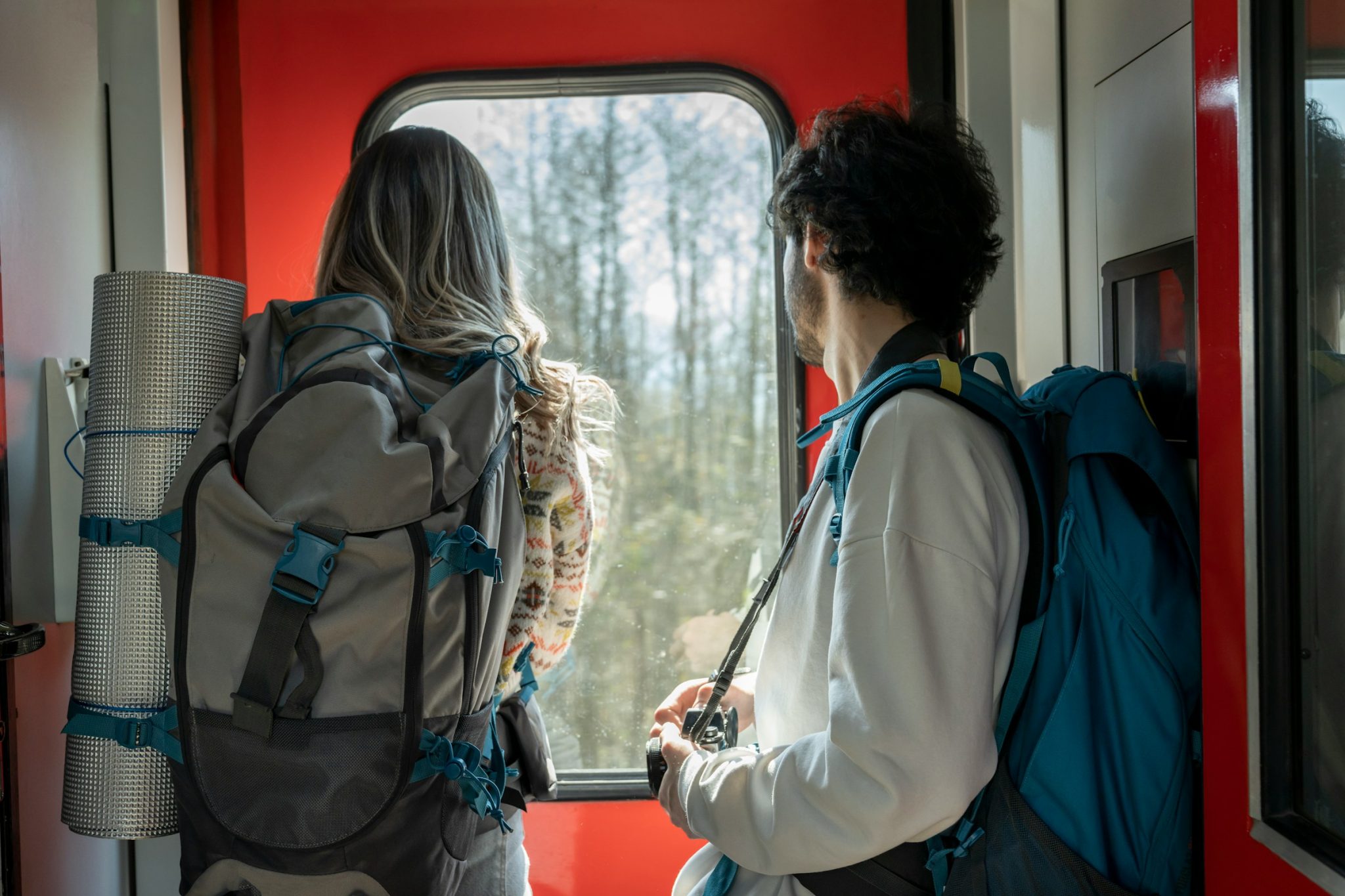 The ultimate guide to budget-friendly travel hacks