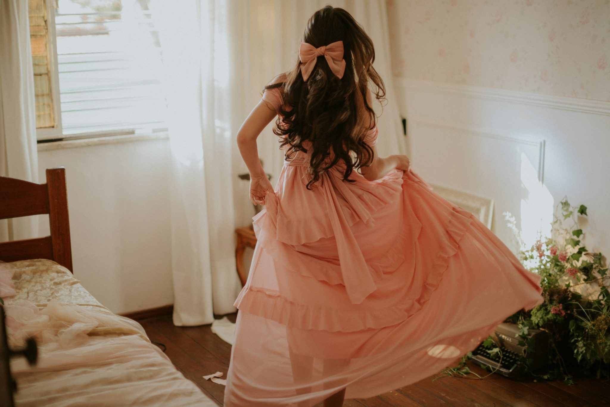How to choose a budget-friendly prom or homecoming outfit that looks amazing smart shopping tips for teens unsplash 2