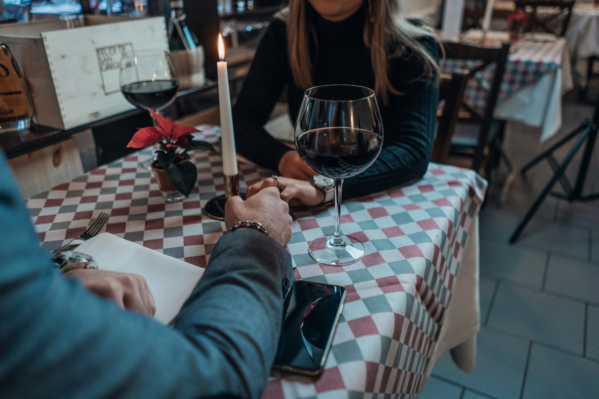 When travel customs clash with romantic expectations in a new relationship