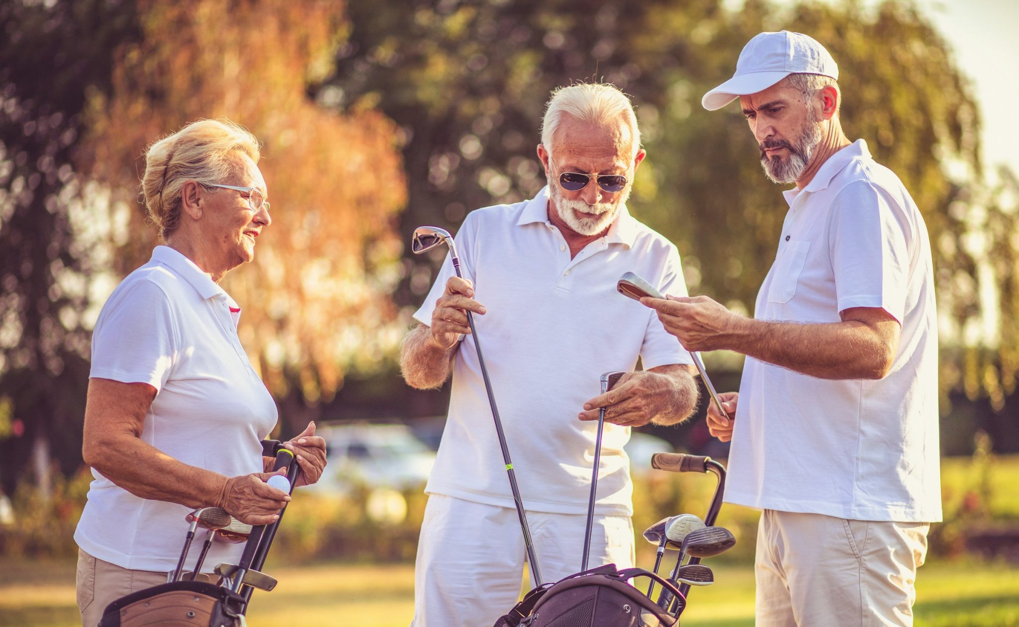 Financial tips for seniors: balancing savings and spending
