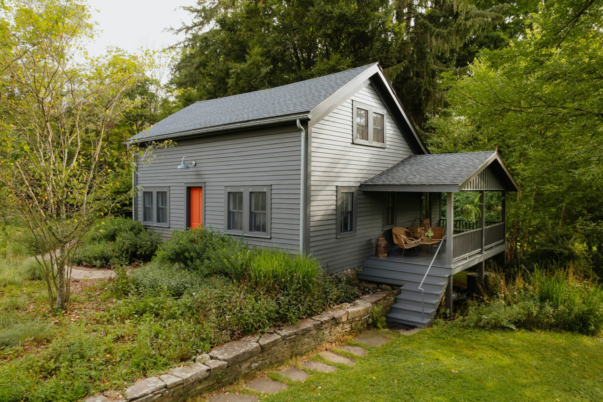 Siding gaps create moisture traps that undermine wall integrity Siding gaps create moisture traps that undermine wall integrity