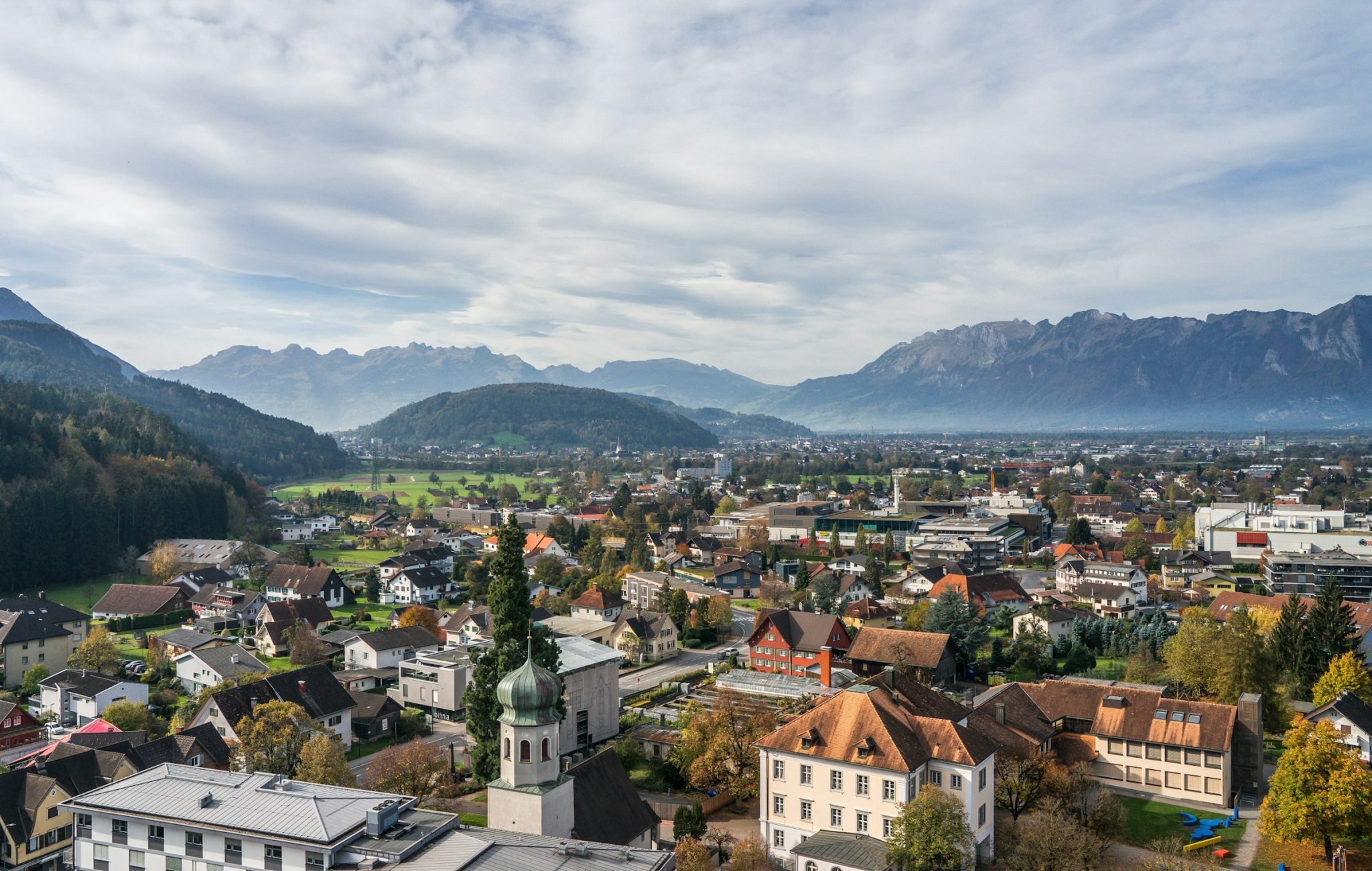 Top 5 citizenship by investment programs for 2025: the complete guide