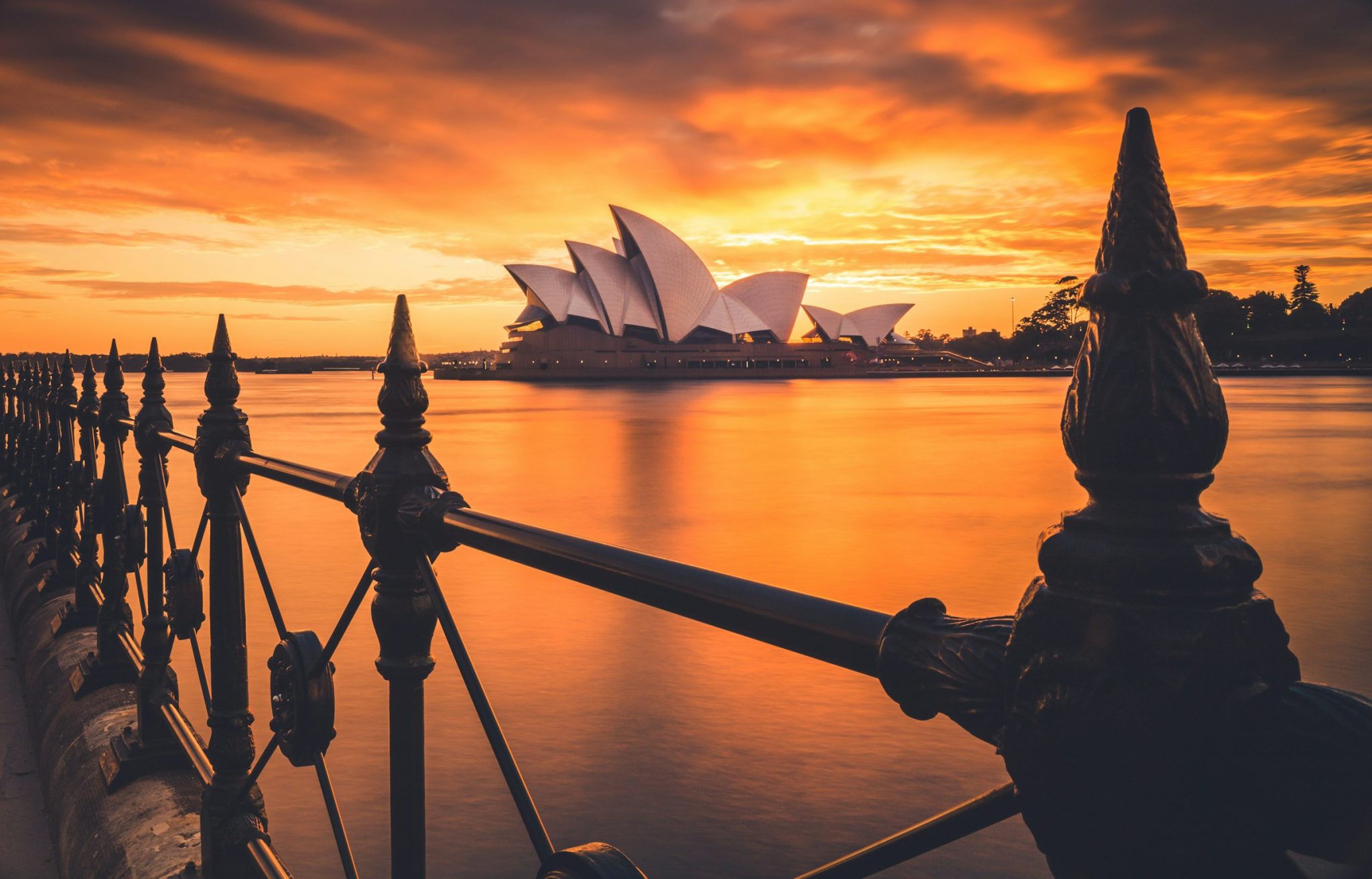Understanding the unique value that private tours bring to australian travel itineraries