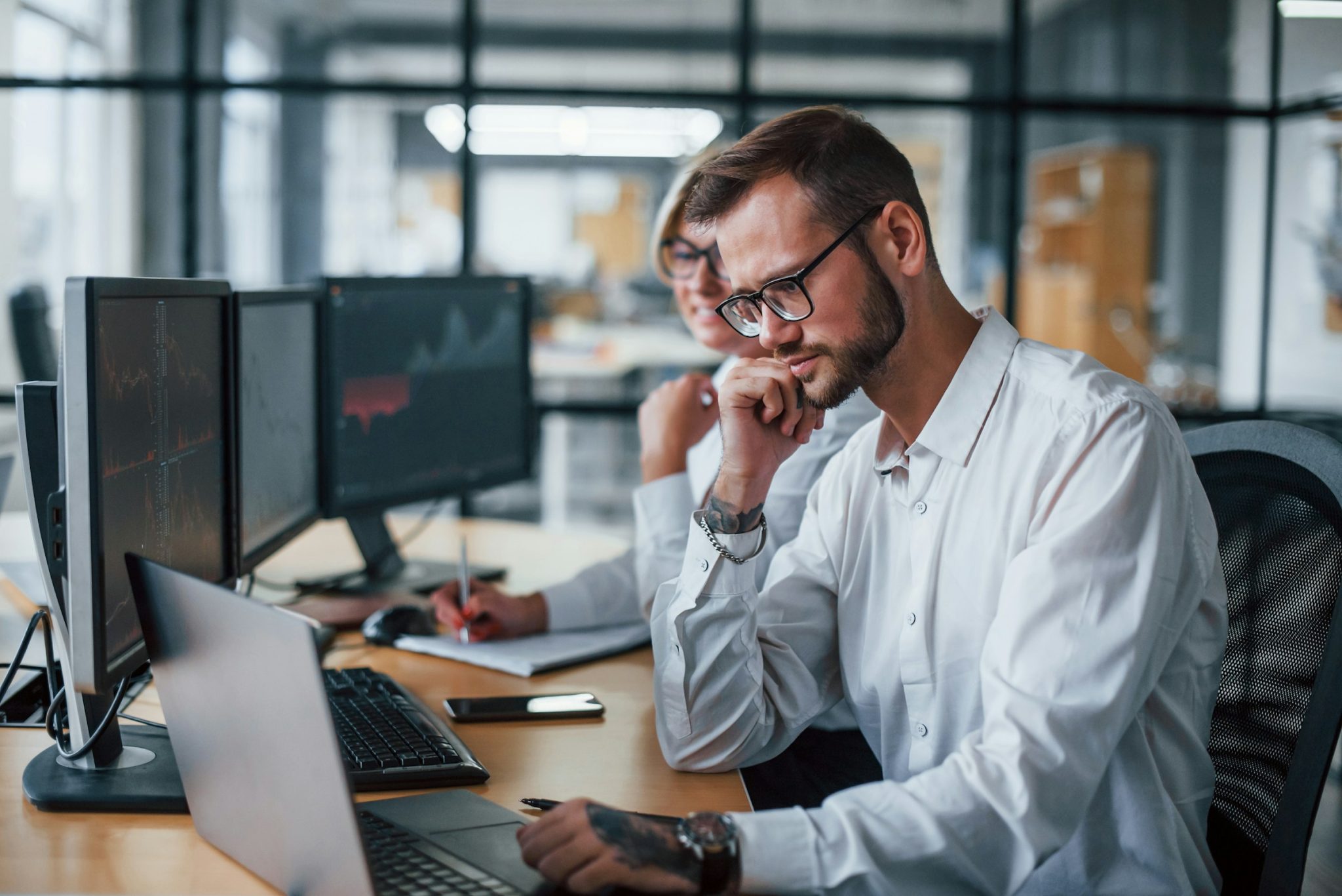 The top broker review sites for 2025