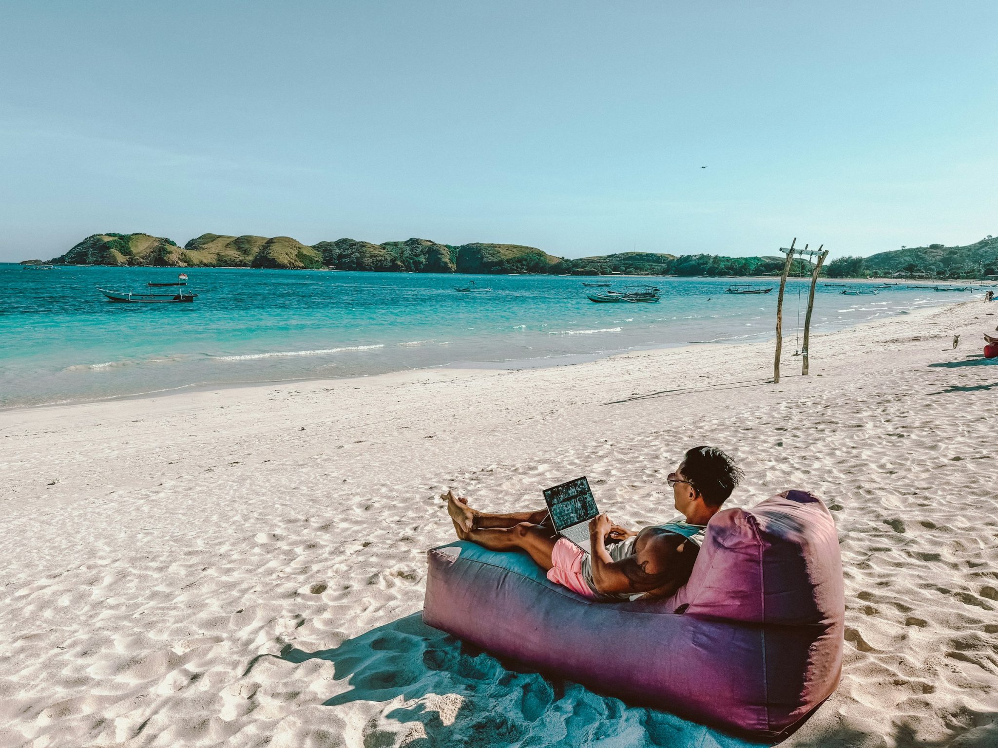 5 smart security tips for digital nomads