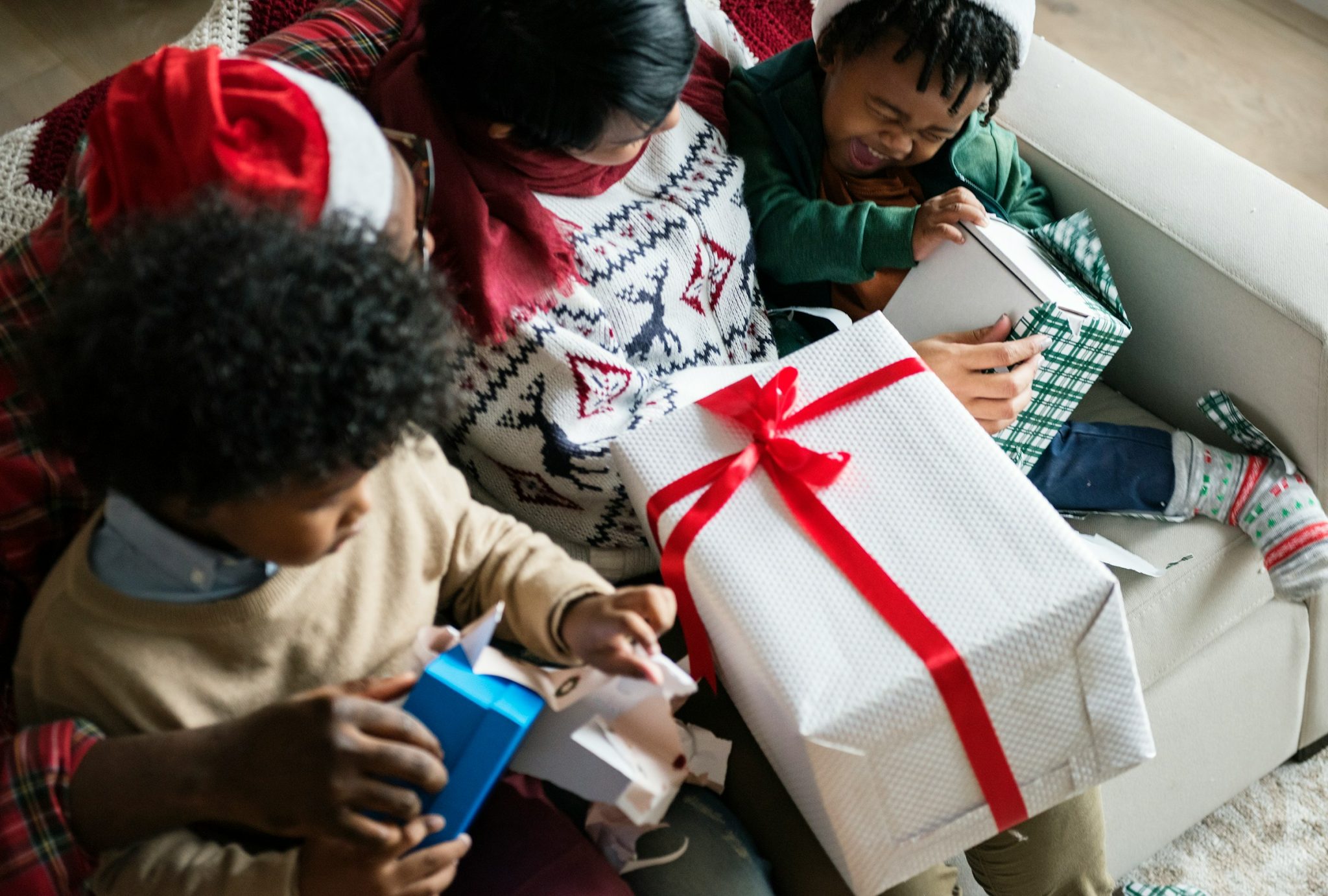 Financial stress at christmas: 7 tips for making it through the holidays