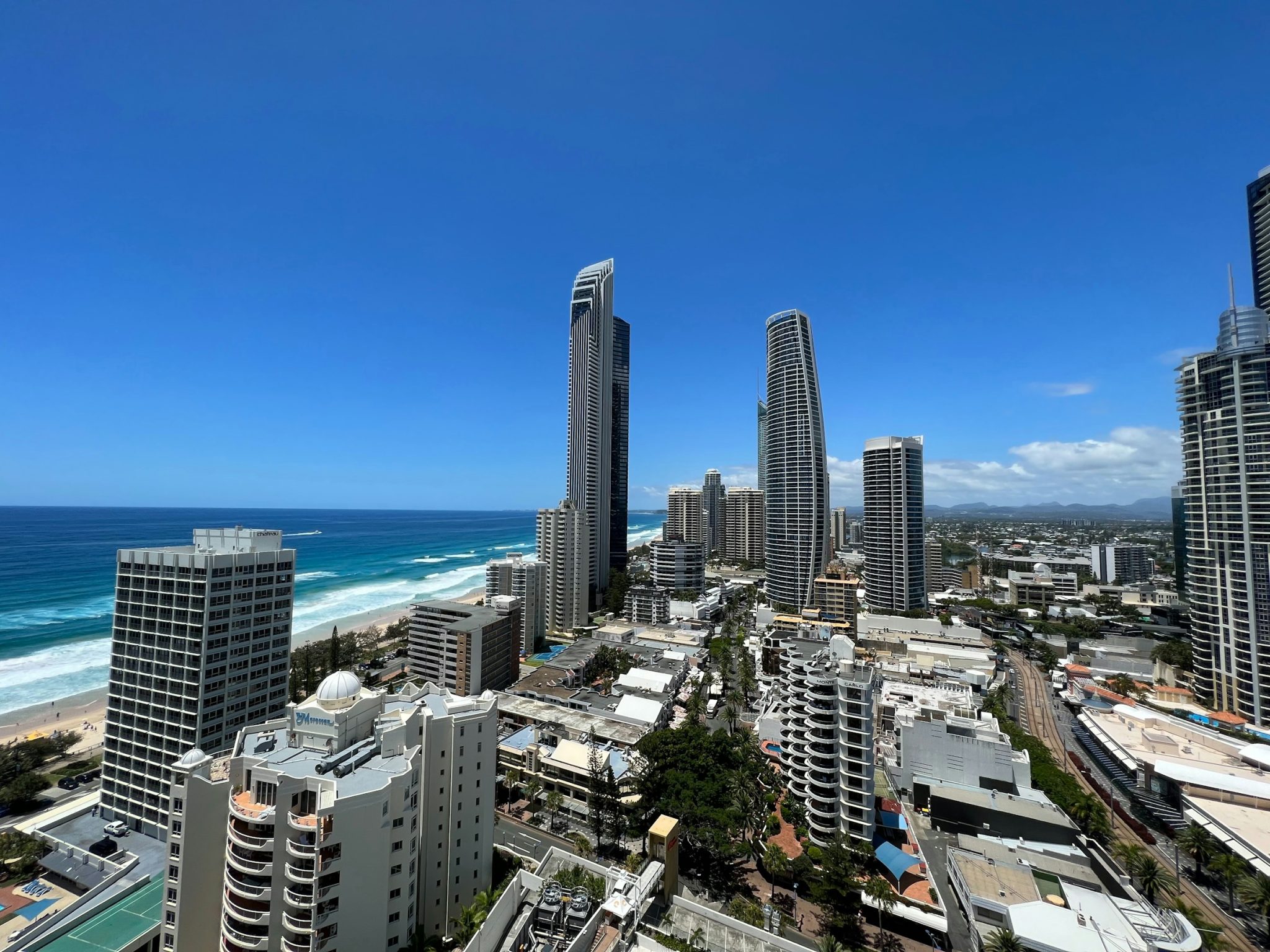 Why renting a car is the best way to explore the gold coast