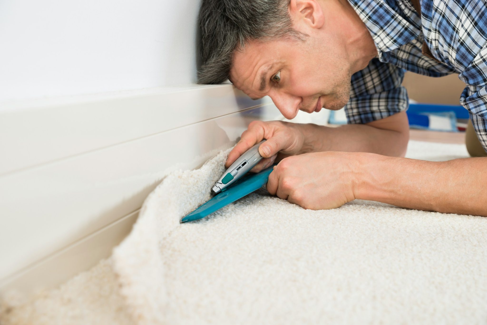 Upgrade your home: seamless installation of hardwood and carpet flooring