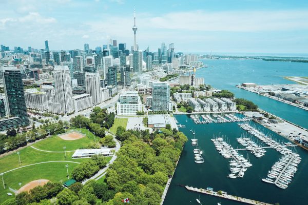 5 rookie mistakes to avoid when moving to toronto 4 moving to toronto often begins with a very confident plan in your head. 5 rookie mistakes to avoid when moving to toronto
