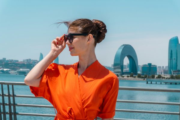 How to style your hair fast while traveling