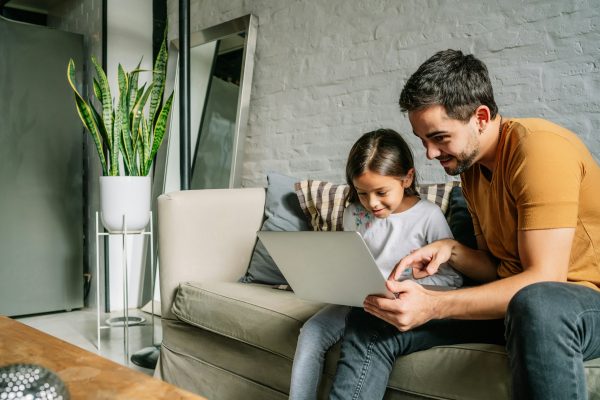 7 smart ways to protect your child’s identity online