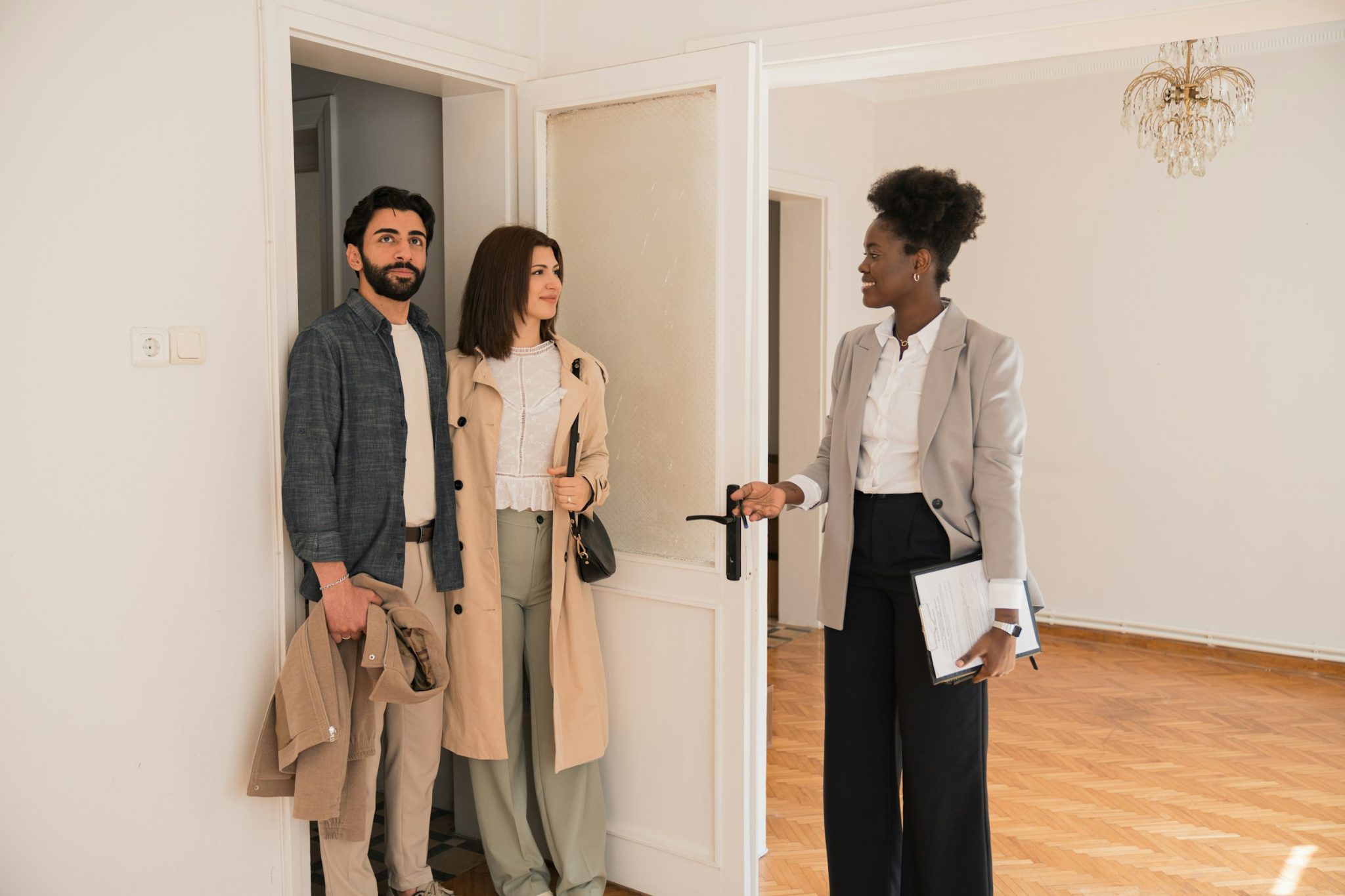 A first-time buyer's guide to touring homes efficiently