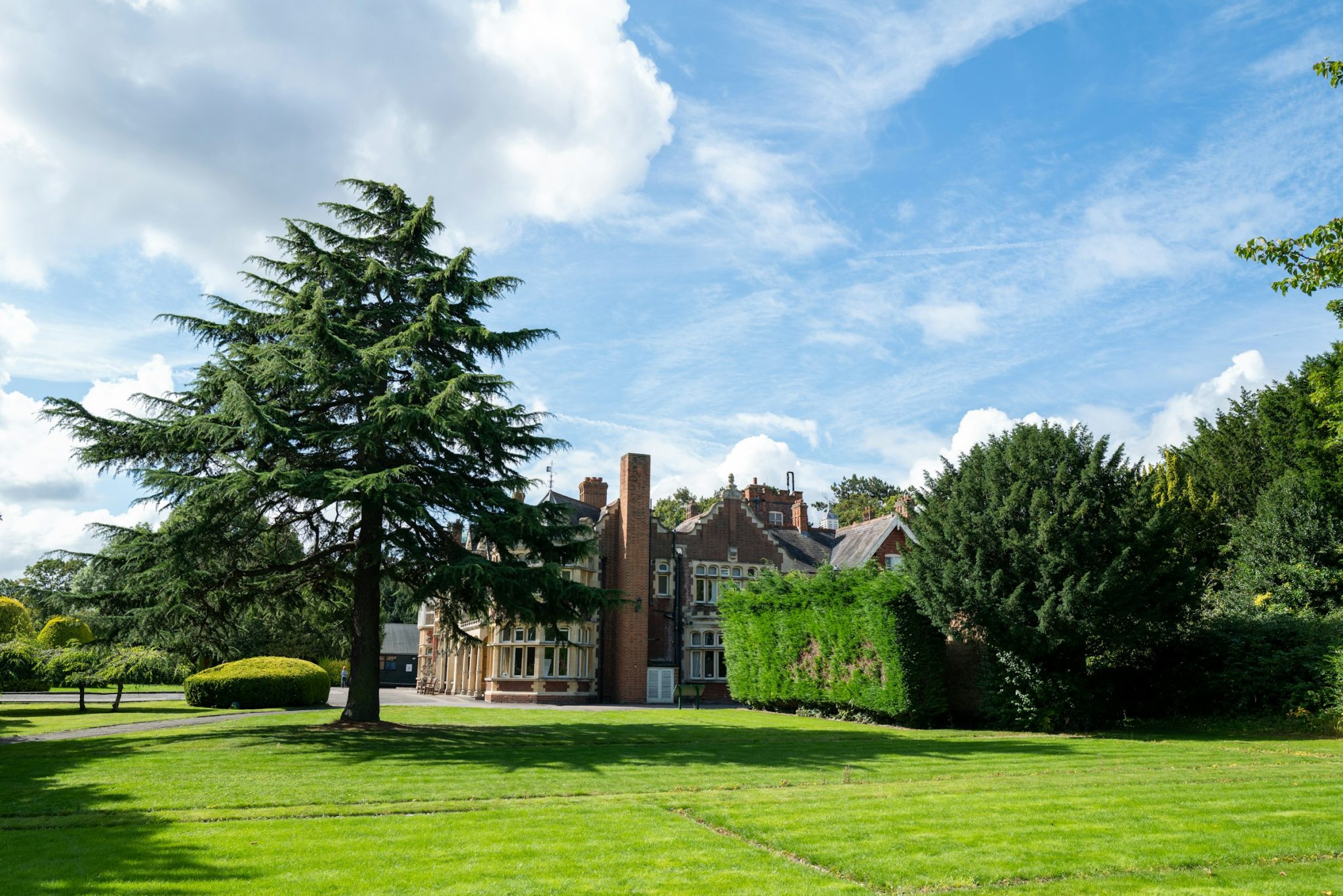 Where to stay in milton keynes for corporate and relocation travel