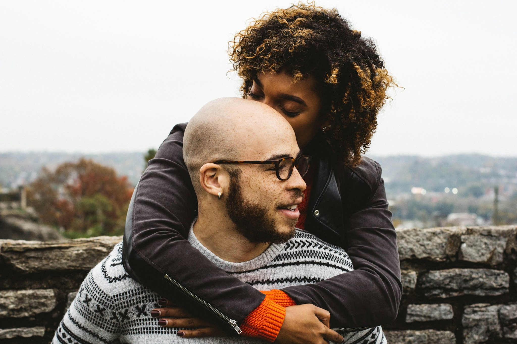 Dating after 30: balancing independence and commitment